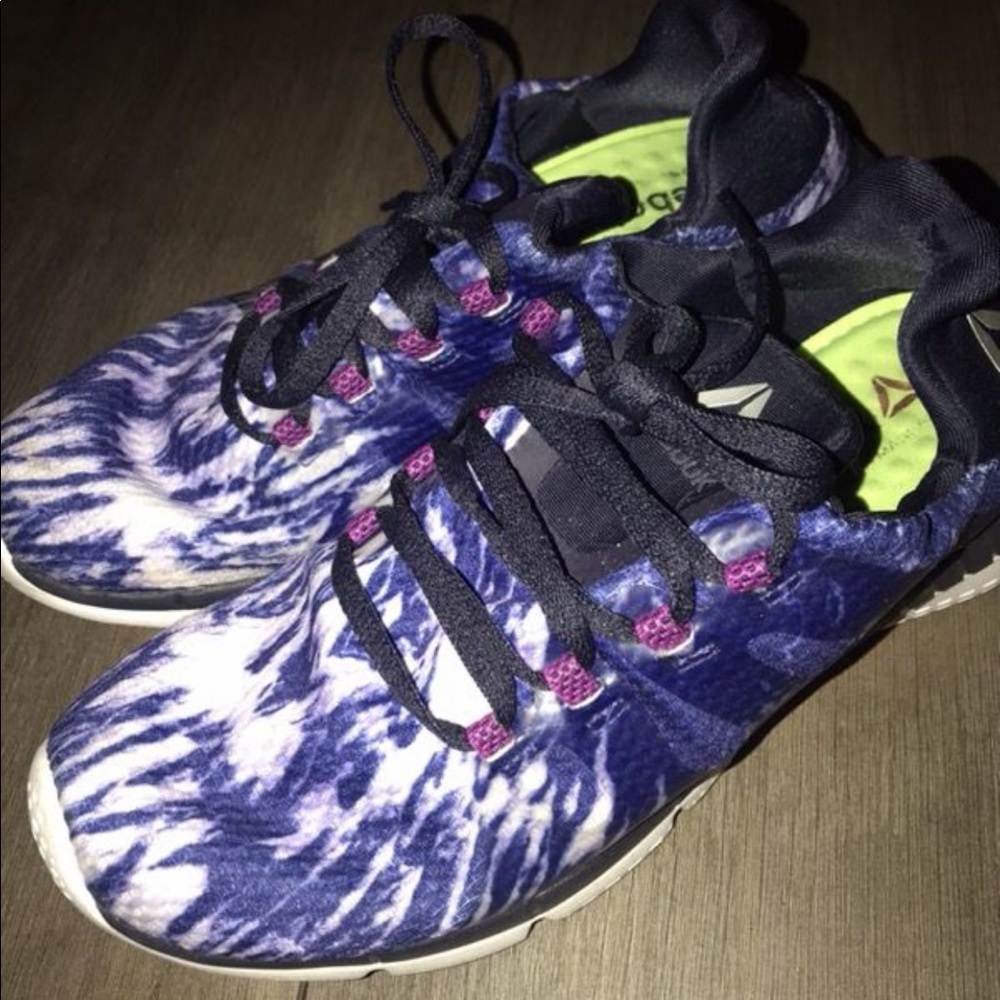 Women’s Reebok Size 7.5 Shoes